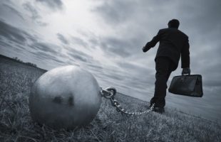 【ブラック企業】厚労省が労働関係法令に違反した社名334件を公表