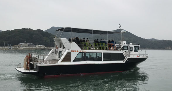 「株式会社高松海上タクシー」のチャーター船は定員40名