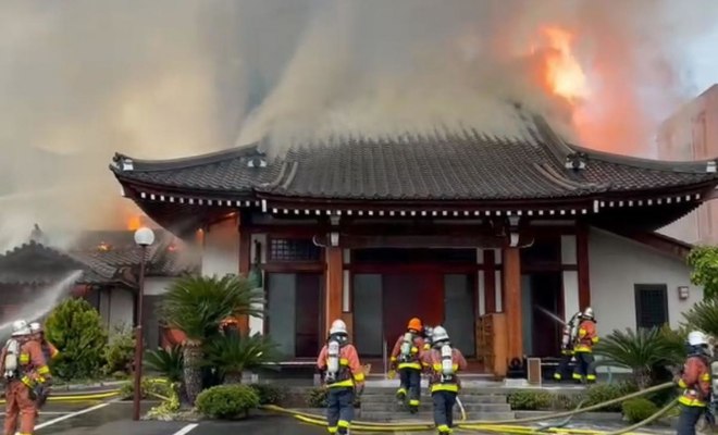 神戸市東灘区本山北町3丁目の「常永寺」で火災 72歳男性が全身火傷 Twitterに現地の様子
