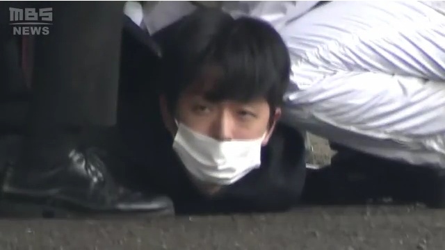 岸田首相襲撃 木村隆二を威力業務妨害で逮捕 Twitterに自称同級生が「キムソン」 爆発物を投げた瞬間の映像