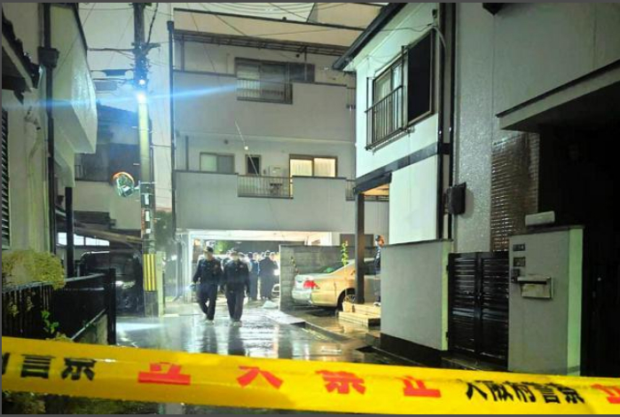 現場は池田市空港1丁目の住宅