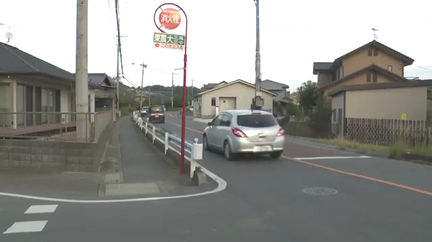 現場は東松山市松山の県道271号