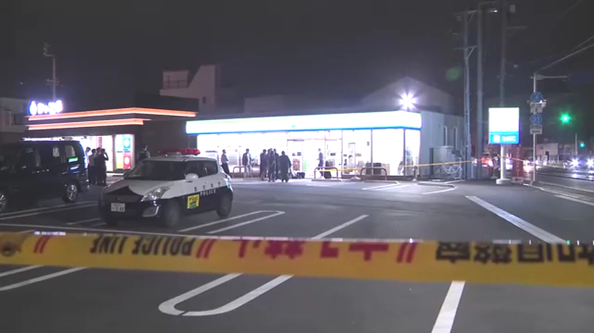 現場は豊橋市東雲町の「ファミリーマート豊橋東雲店」