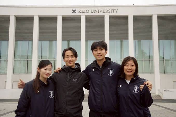 慶応大学4年スキー部マネージャーの新沢かれんを窃盗と詐欺で逮捕 渋谷区広尾の「ダブルブルー パブリックスカッシュコート」でクレジットカードを盗み使用